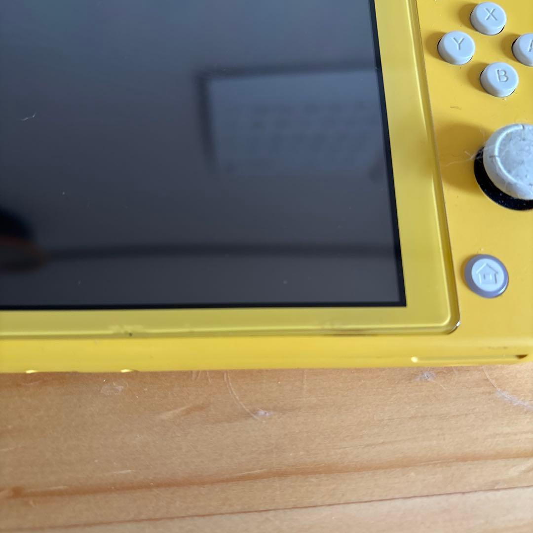 Nintendo Switch Lite イエロー　充電器なし　スイッチライト