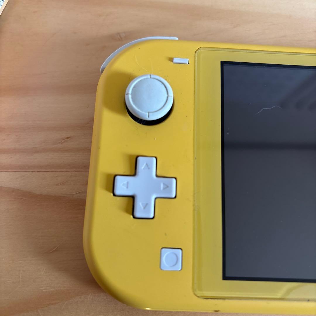 Nintendo Switch Lite イエロー　充電器なし　スイッチライト