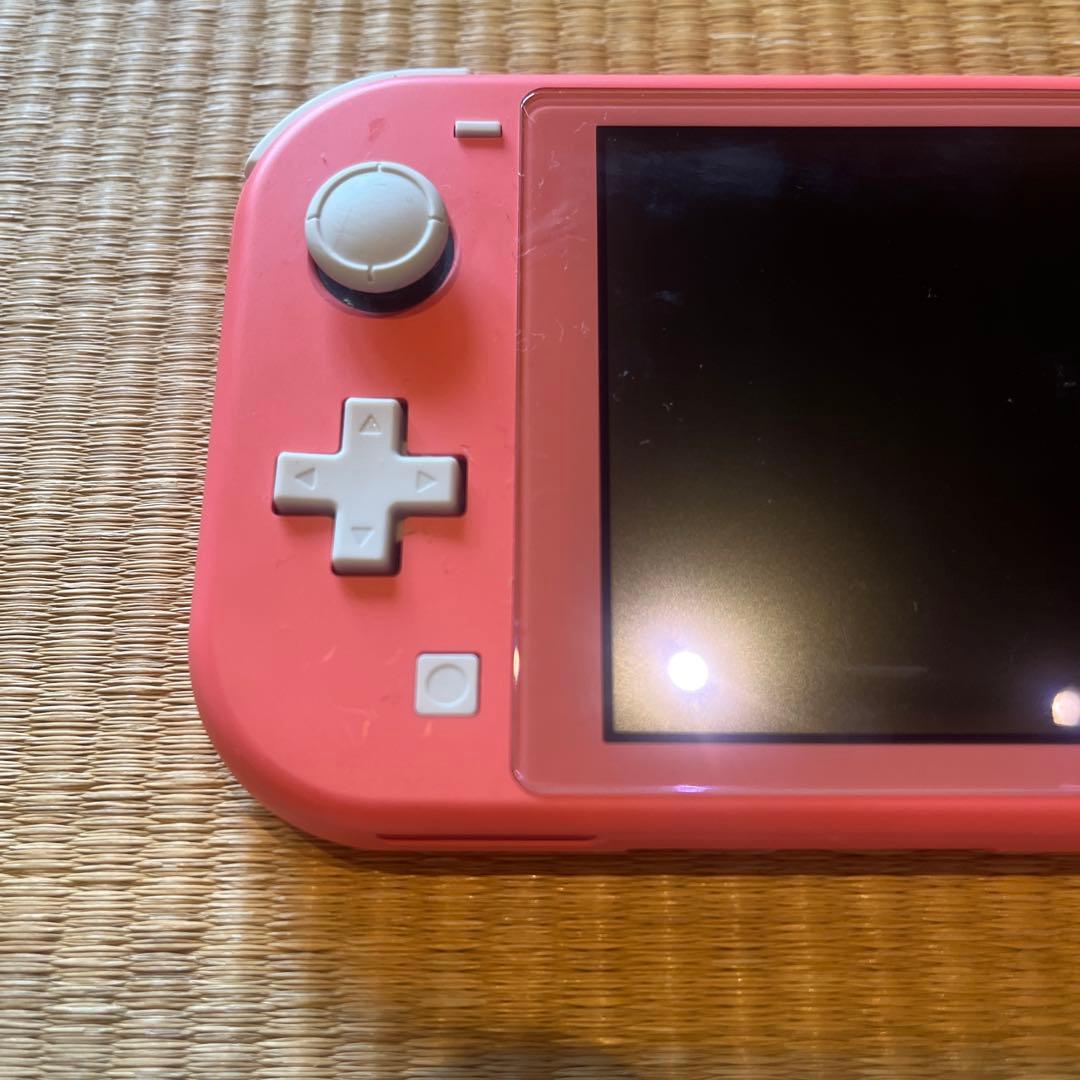 Nintendo Switch Lite ピンク 本体　スイッチライト　本体のみ