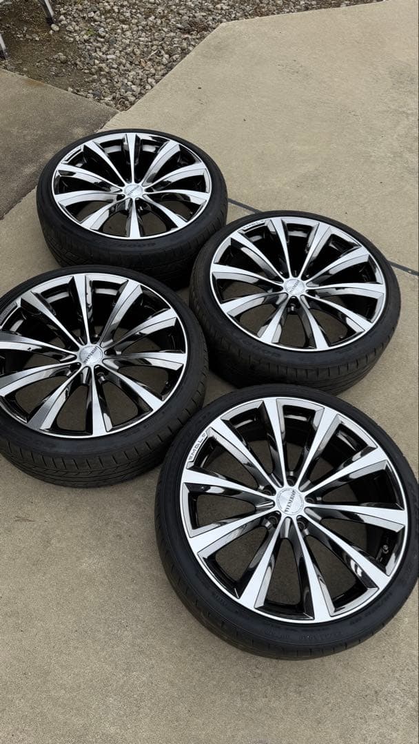 最終値下げ　VENERDI MADELENA 20インチ　アルヴェル