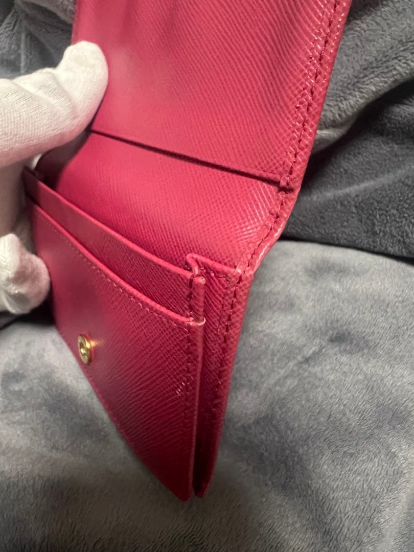PRADA プラダ　サフィアーノレザー　ピンク　名刺入れ　レディース