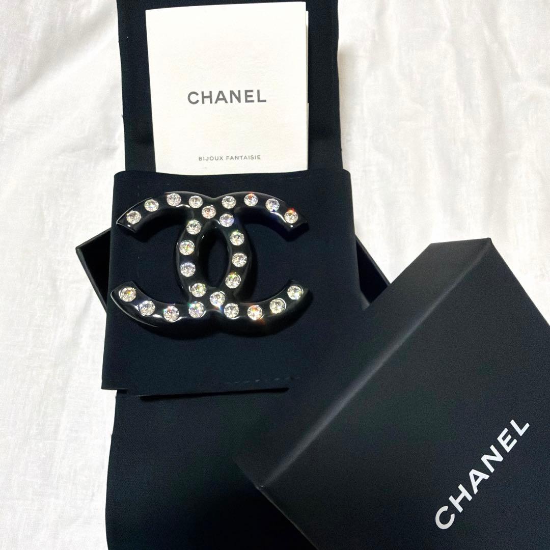 CHANEL シャネル　正規品ブローチ　レア