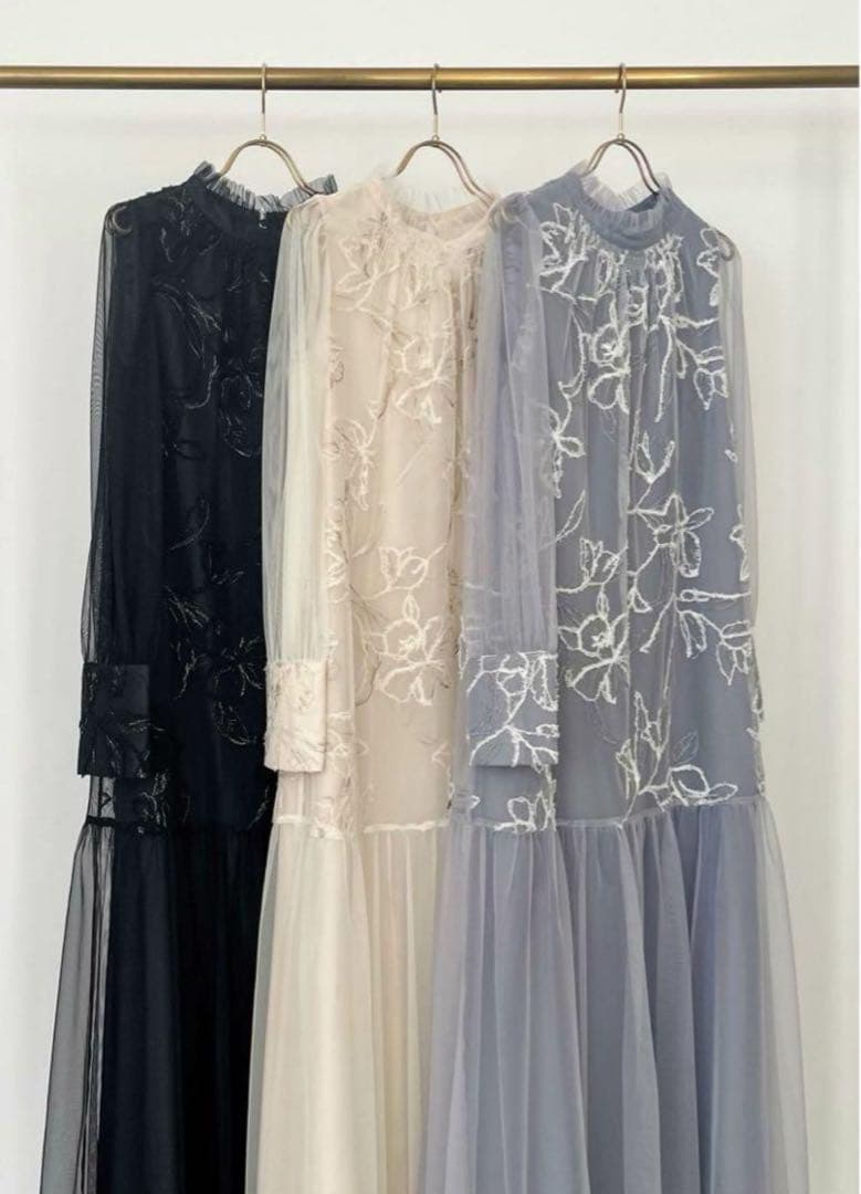 7★新品★ドリードール　フェザーフラワーチュールドレス　L