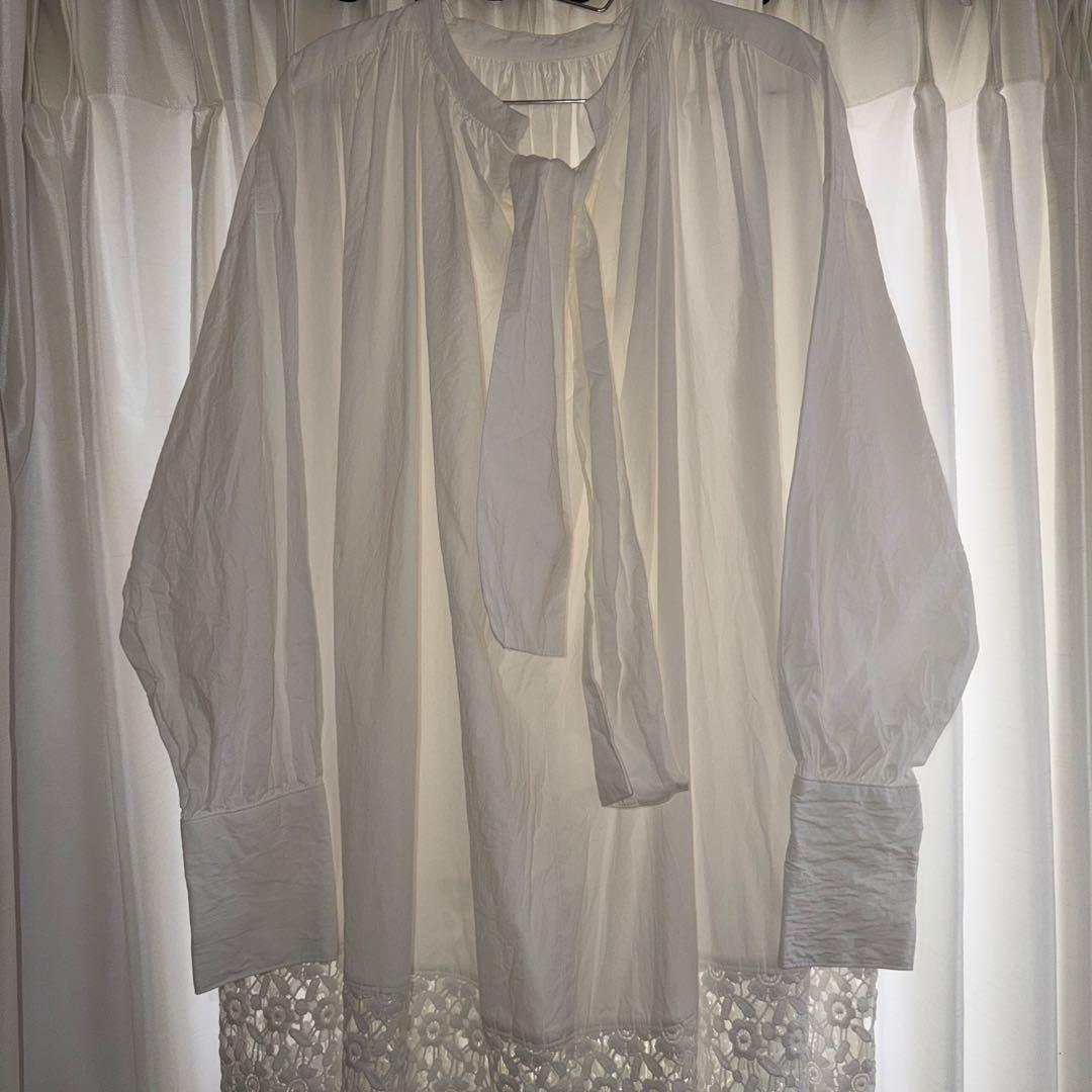 もり⭐︎foundrymews ホワイト レース裾 長袖カットソーワンピース