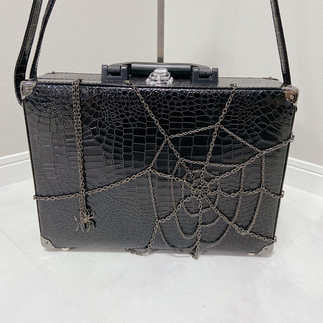 BPN 蜘蛛の巣　チェーン装飾　トランクバッグ　ゴシック系