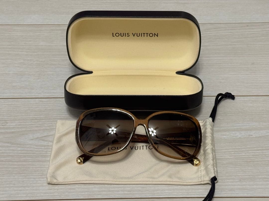 LOUIS VUITTON サングラス Z0460E オプセシオン