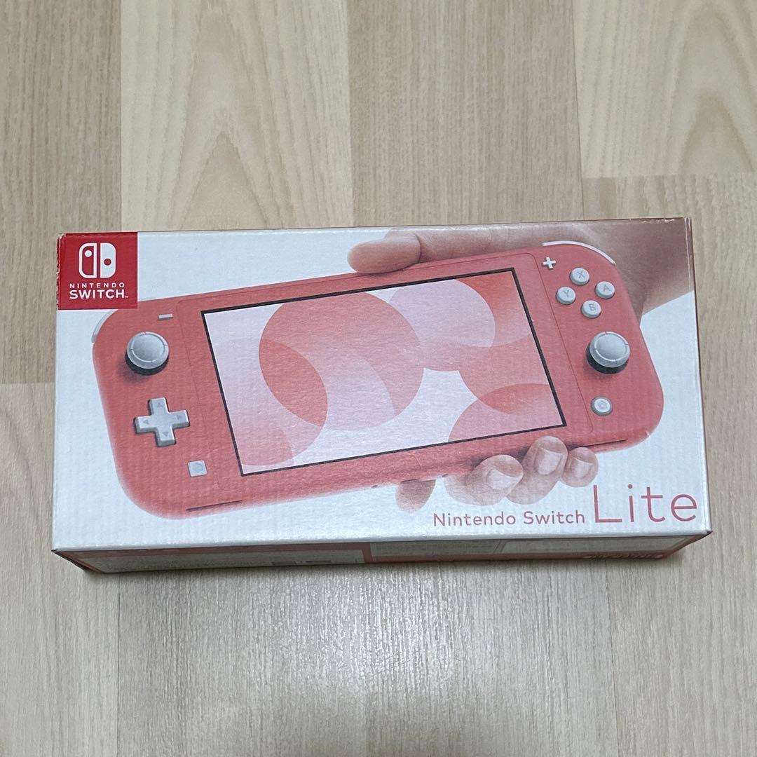 任天堂スイッチライト コーラル