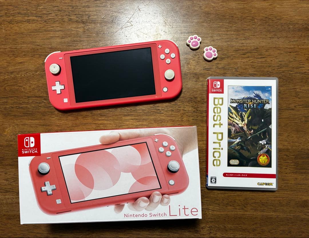 ニンテンドースイッチライト　コーラル　本体　おまけ付き