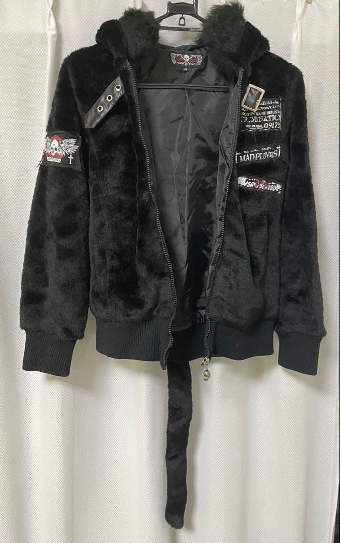 MAD PUNKS MAD GIRL ファージャンパー 猫耳フード しっぽ付き