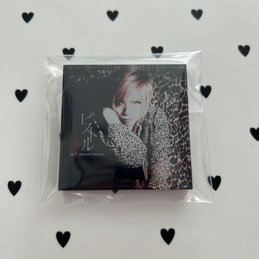 acid black cherryアクリルマグネットB シークレット　ピストル