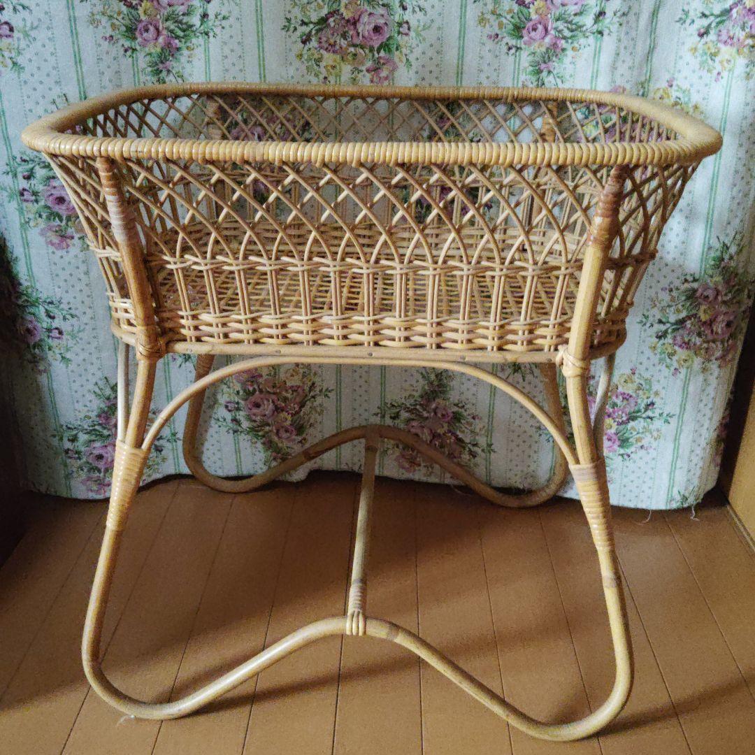 ラタン製バスケット