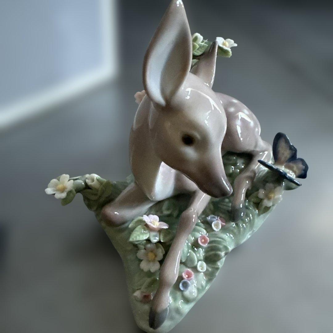 めちゃくちゃかわいい！リヤドロ　バンビ　子鹿と蝶　絶版品