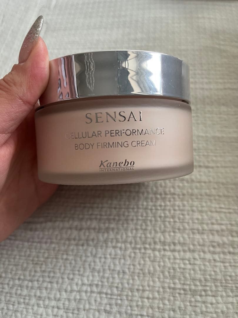 Kanebo SENSAI ボディークリーム200g