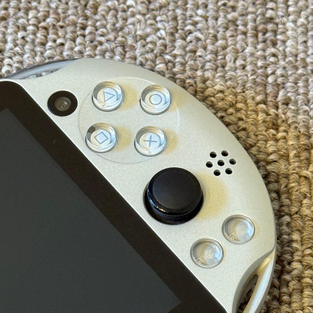 【訳ありジャンク】PSVITA PCH-2000 シルバー 美品