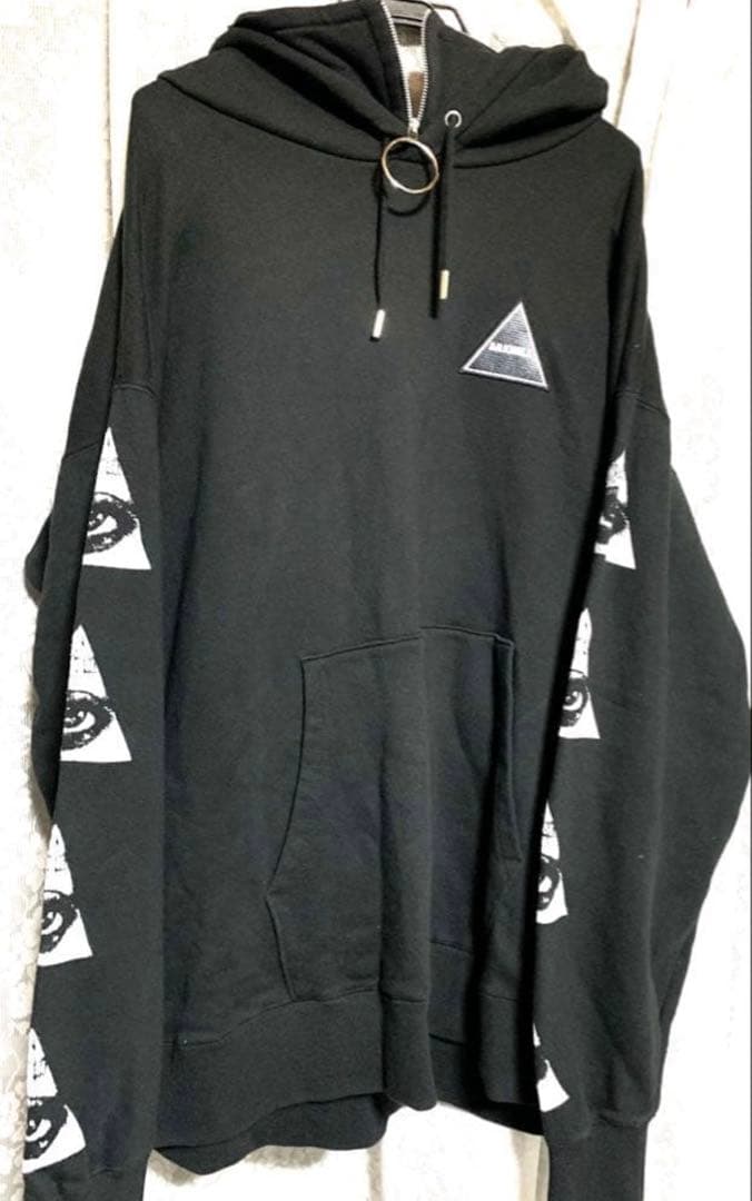 MALICIOUS.X フード付き目玉パーカー