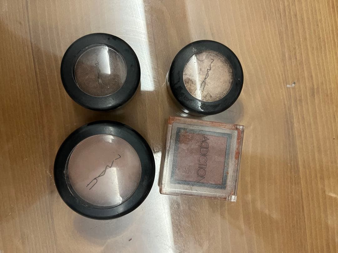 MAC & ADDICTION アイシャドウ 4個セット