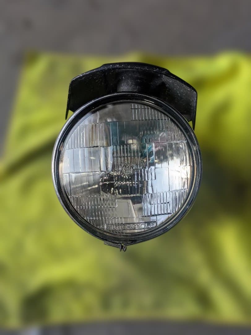 ハーレーダビットソン　スポーツスター　純正ヘッドライト