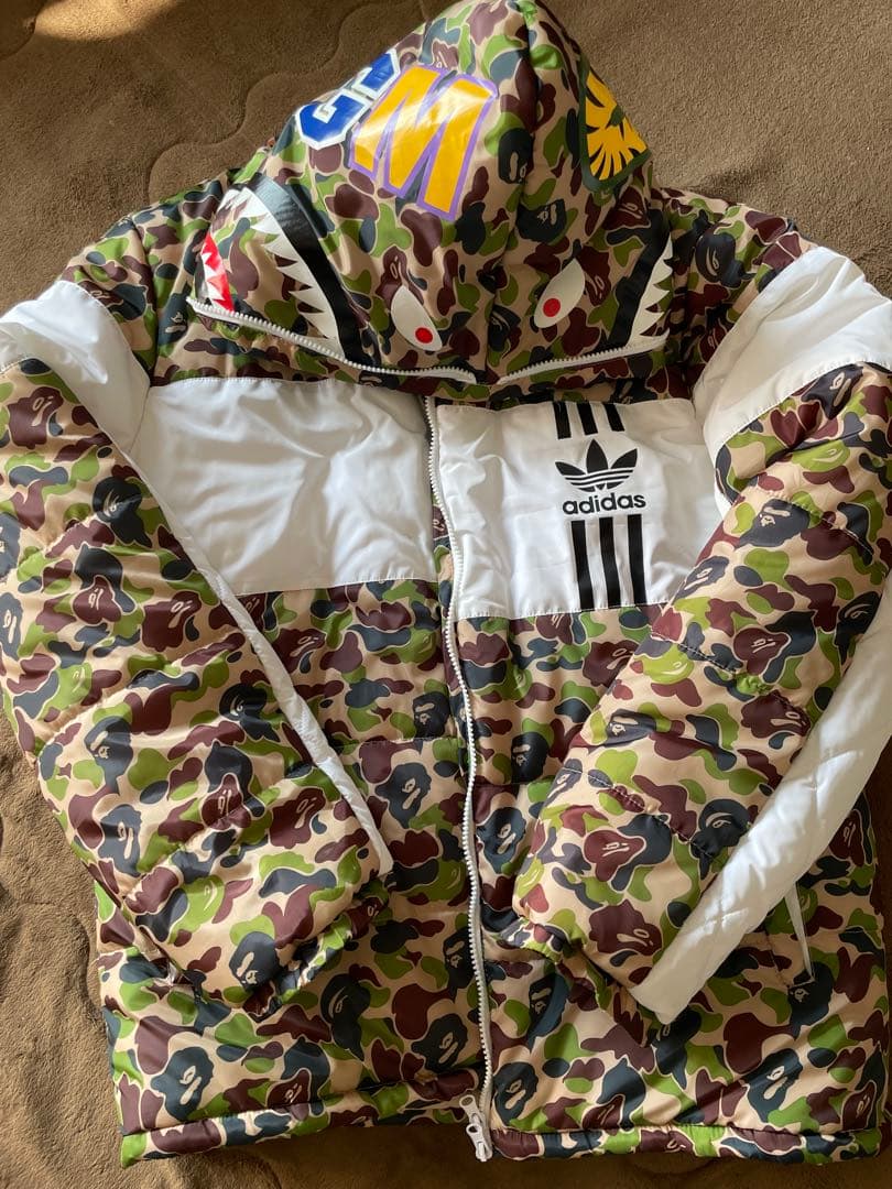 adidas APE迷彩柄 フード付きジャケット