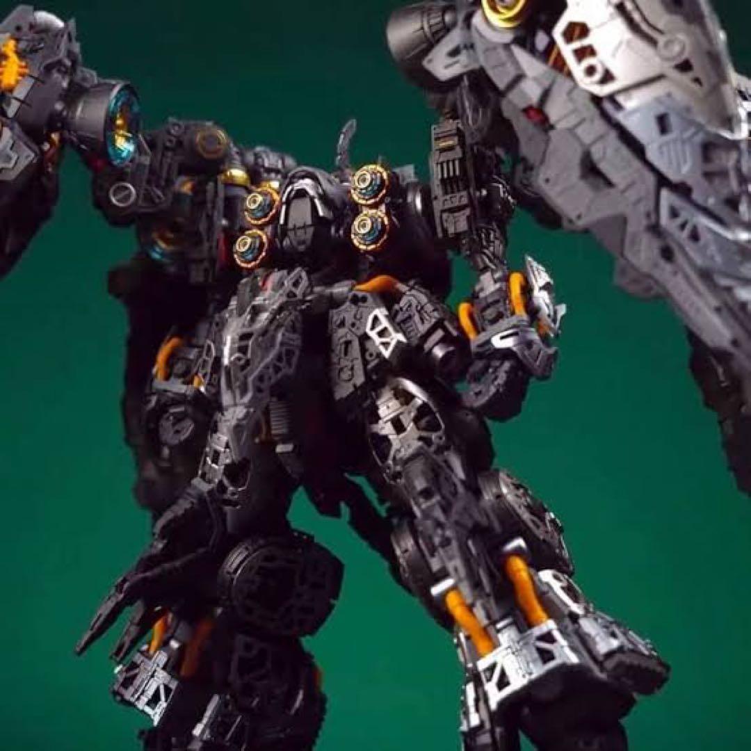 アクシズ社オシリス・エリア MGEXクシャトリヤ スタジオ