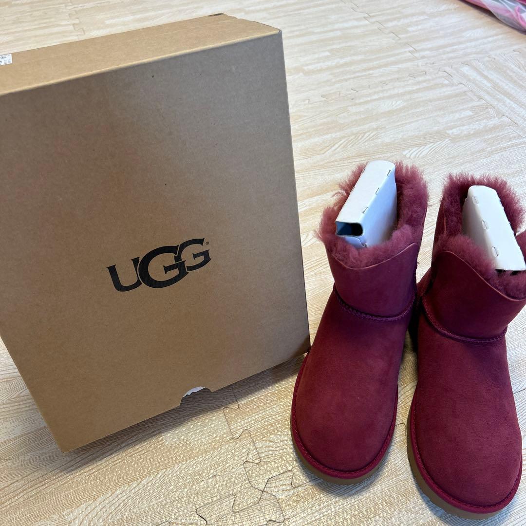 UGGクラシック　ミニ　UGG CLASSIC CUFF MINI