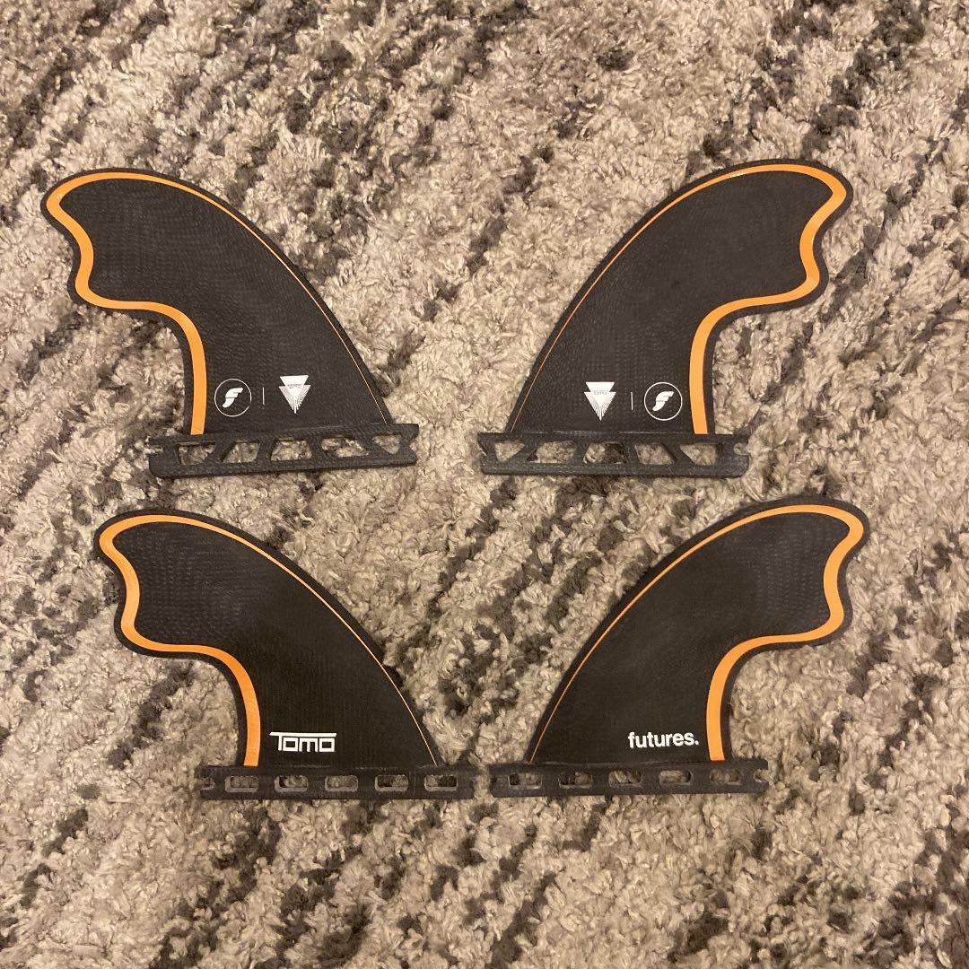 サーフィンフィン　フューチャー トモクワッド