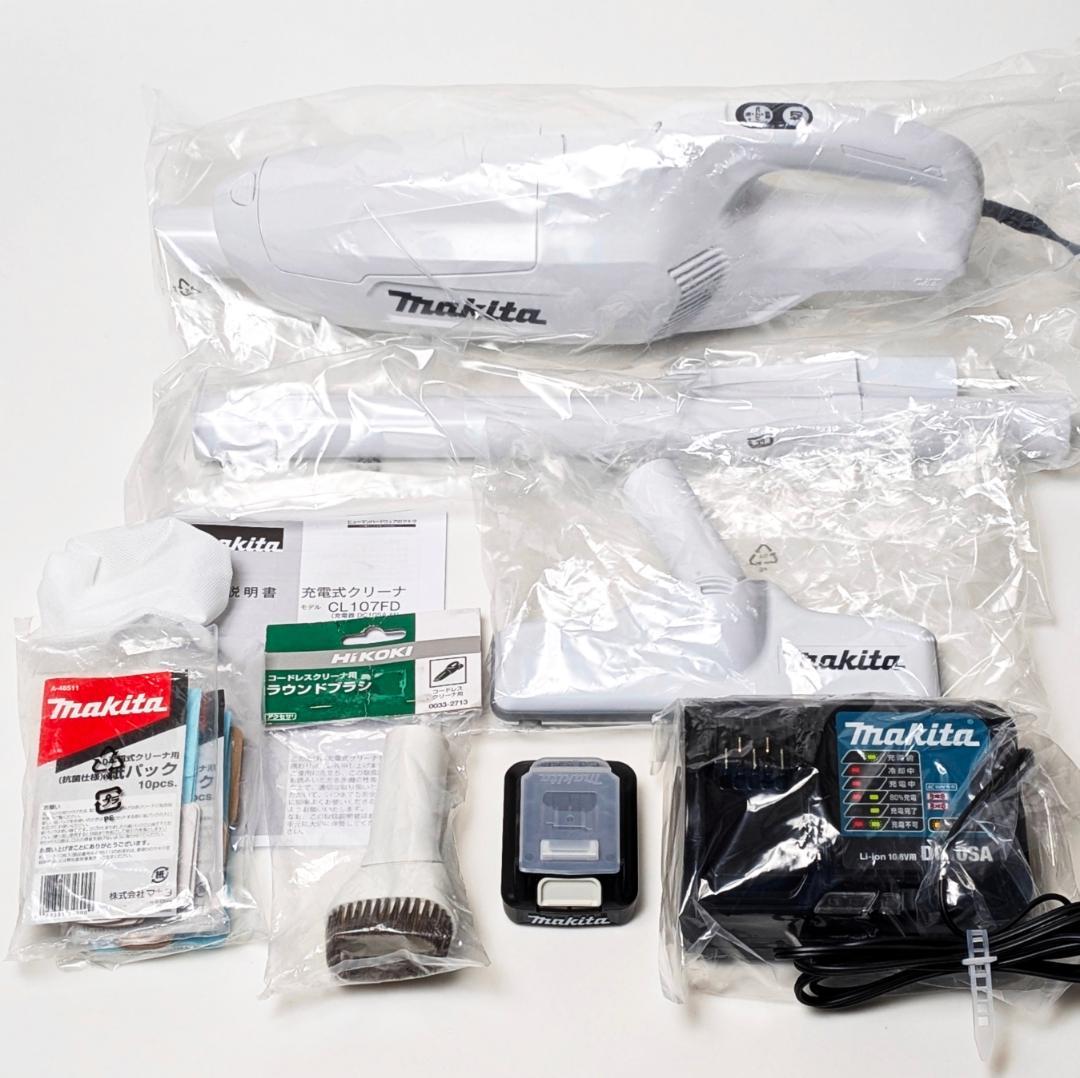 未使用　makita　マキタ　10.8V　コードレス掃除機　CL107FDSHW