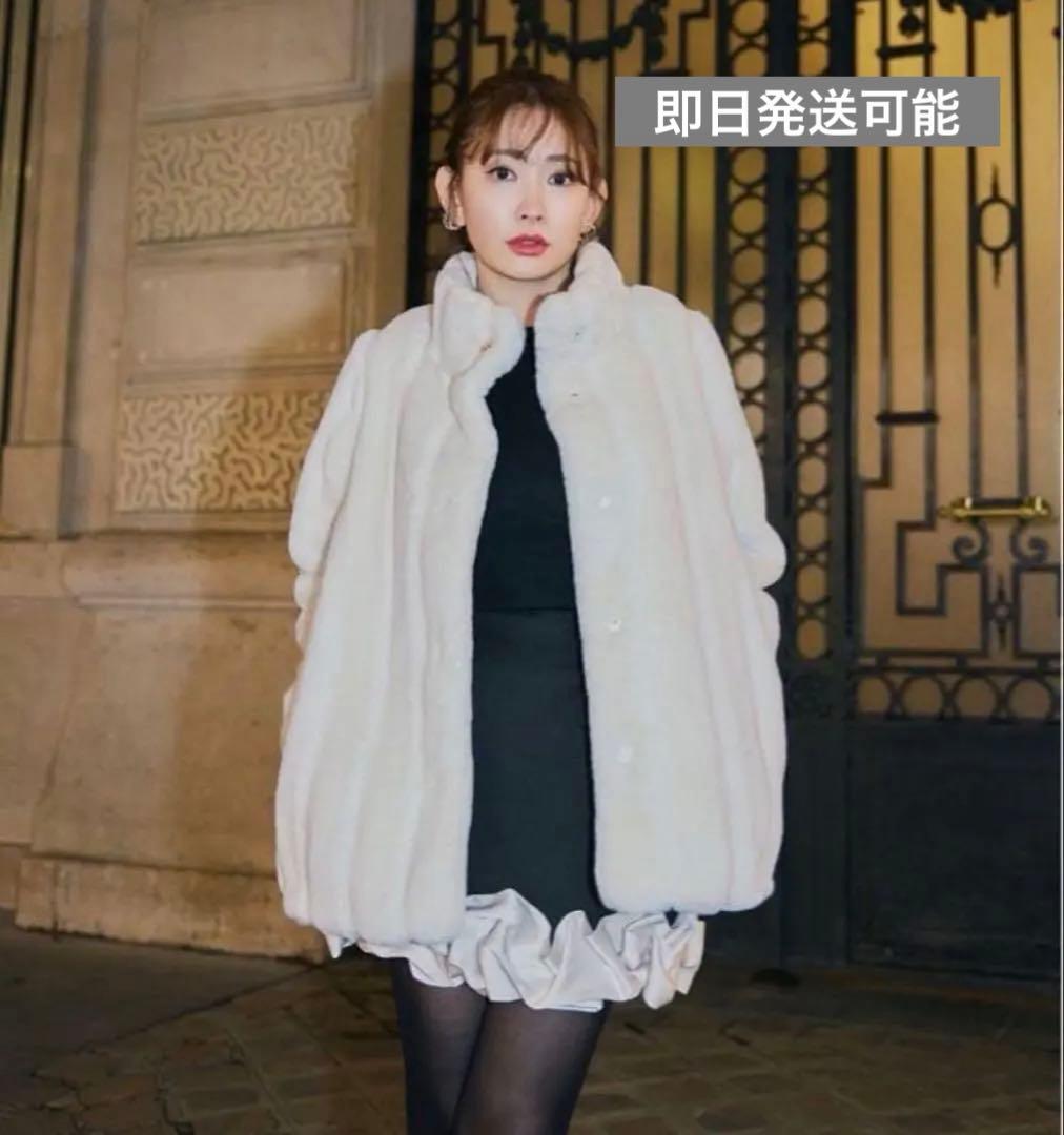ジャケット・アウター herlipto Winter Love Faux Fur Long Coat