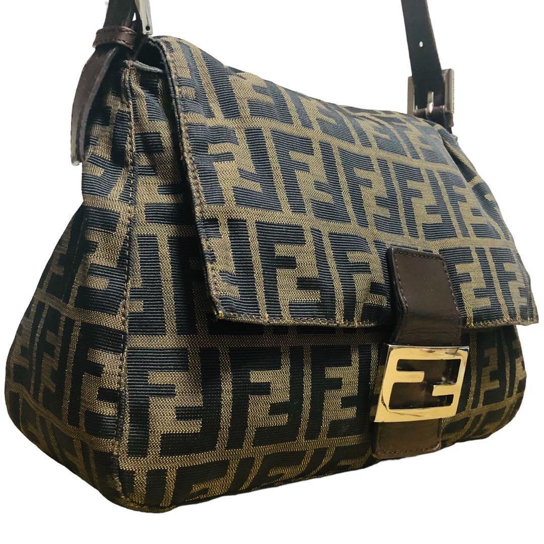 bashmentFENDI フェンディ マンマバケット ズッカ柄 FF