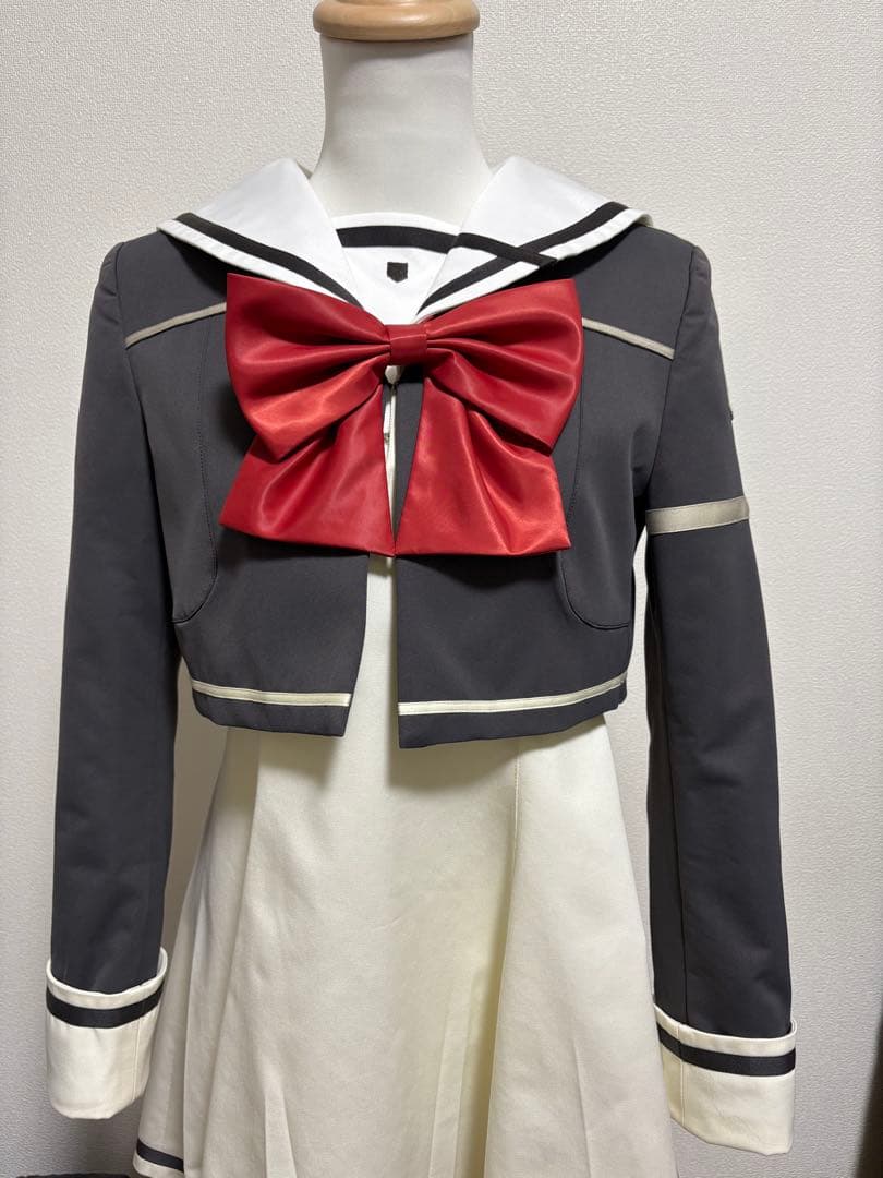 コスパティオ製　讃州中学校女子制服冬服ワンピースセット&ジャケット