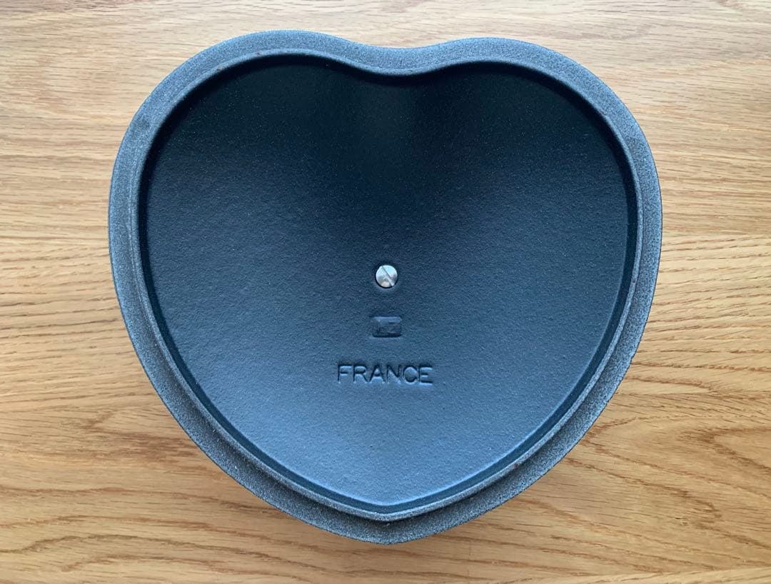 LE CREUSET★ハート型★ホワイト