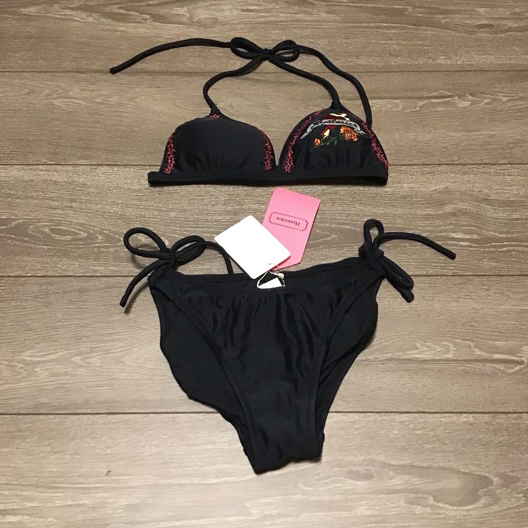 Hysterics 刺繍入りブラックビキニ