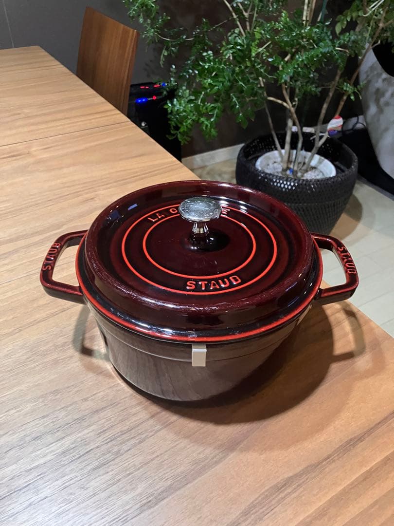 STAUB LA COCOTTE ワインレッド 両手鍋22cm