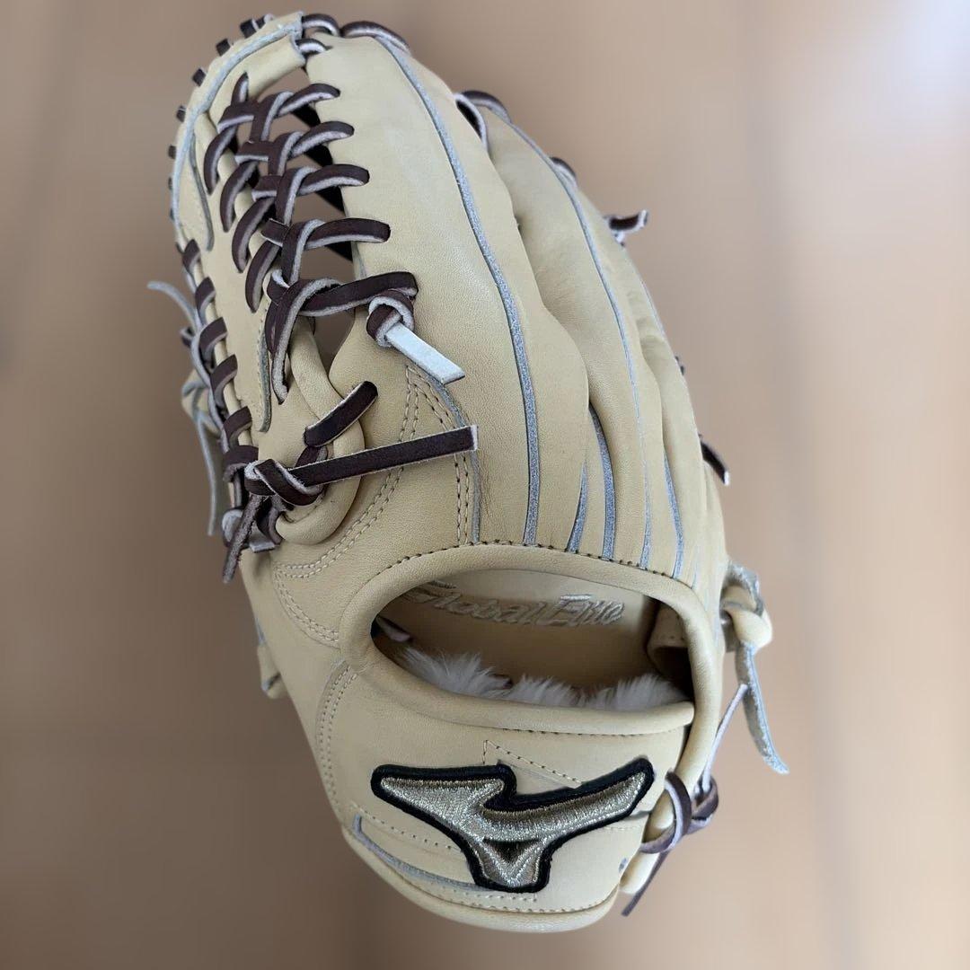 【値下げ】ミズノ Global Elite グローブ 左投げ用 ベージュ少年軟式