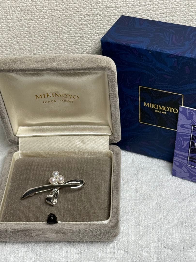 ＊新品＊　MIKIMOTO アコヤ真珠　ブローチ