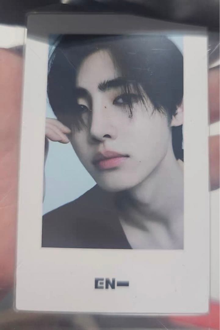 ENHYPEN ソンフン unseen 上海popup Tシャツ 特典トレカ