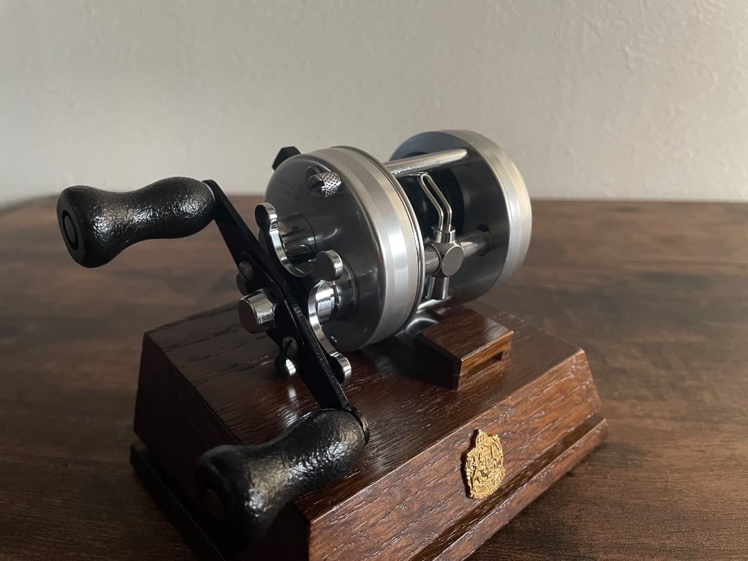 ABU Ambassadeur 2500C IAR アブ アンバサダー シルバー