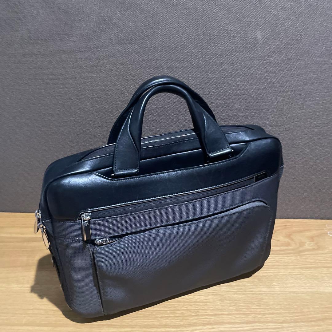 TUMI Arrive Sawyer Brief ソーヤー・レザー・ブリーフ
