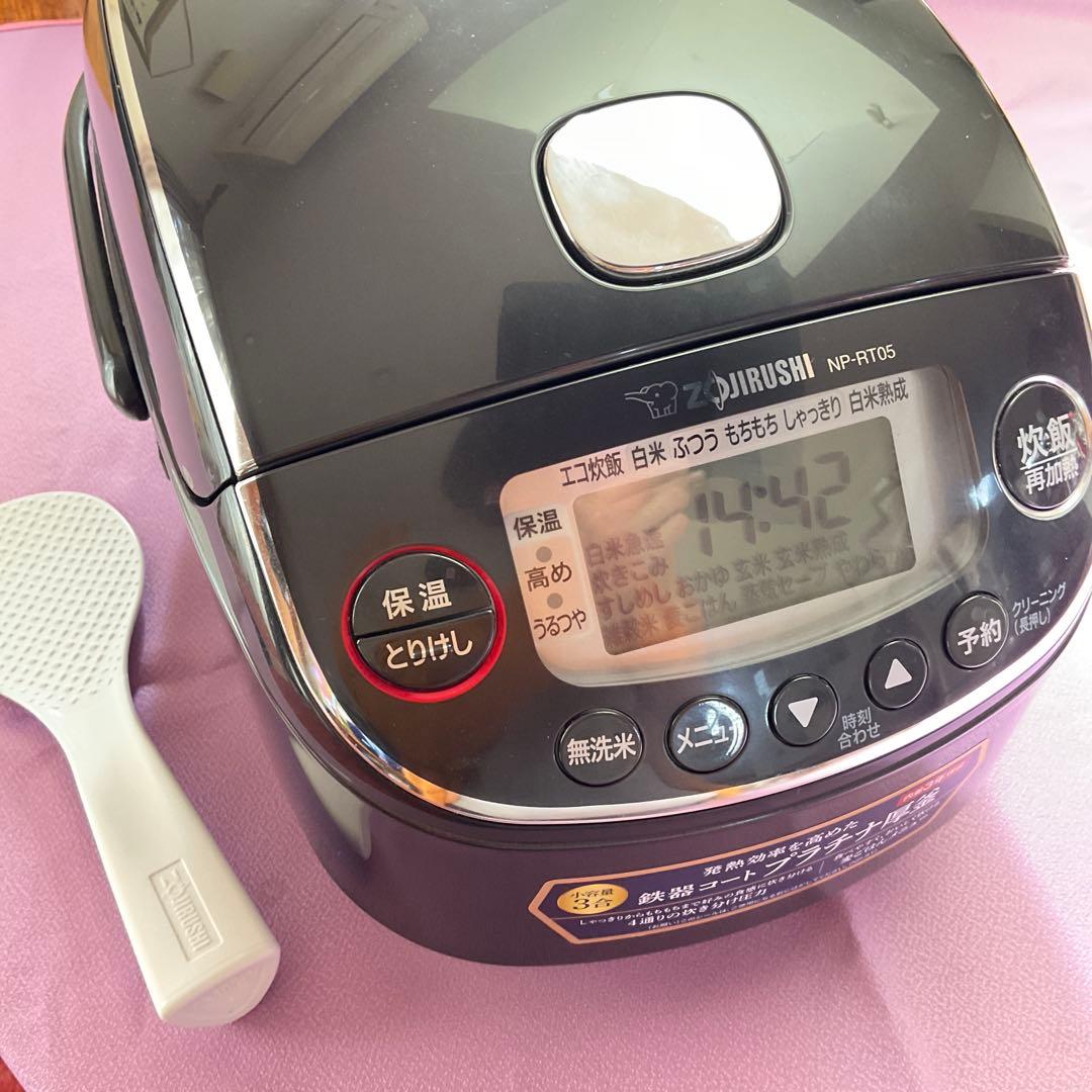 ZOJIRUSHI NP-RT05 炊飯器 0.54L 24年製