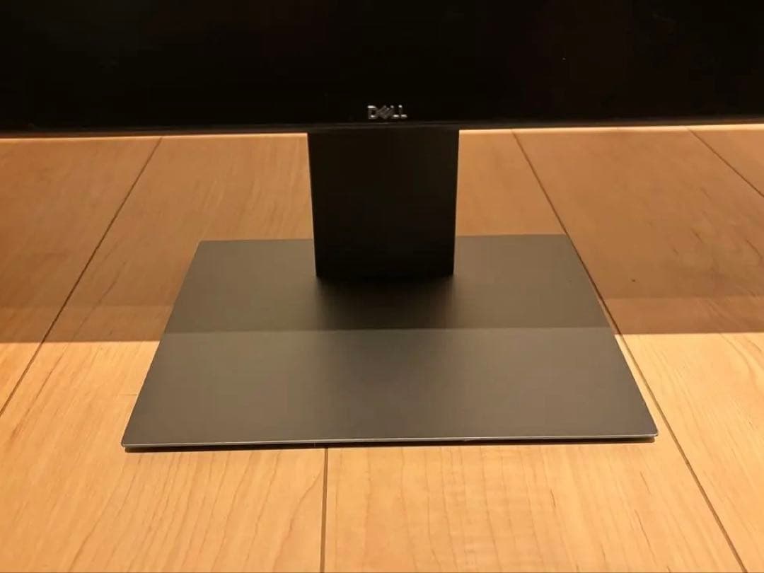 DELL U2719D デジタルハイエンド 27インチ モニター 001