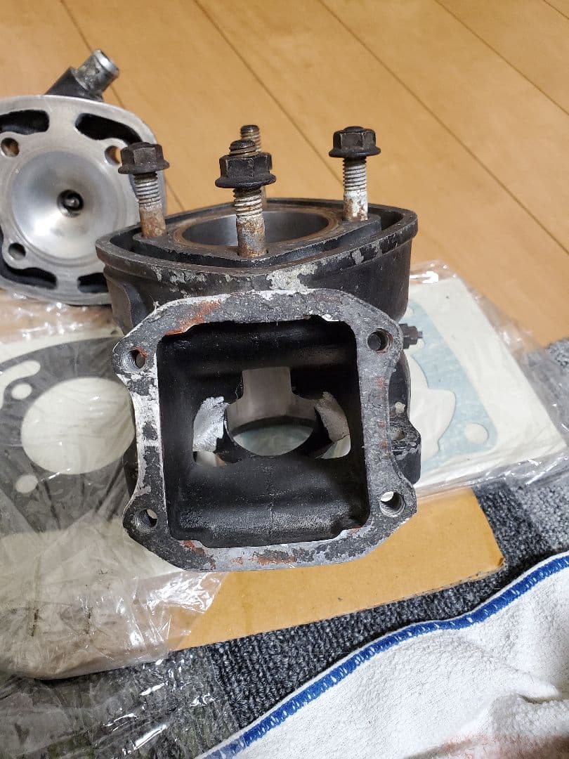 ホンダCR80エンジン部品とガスケットセット