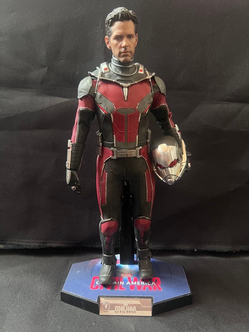 ANT-MAN(アントマン) ホットトイズ　シビル・ウォー