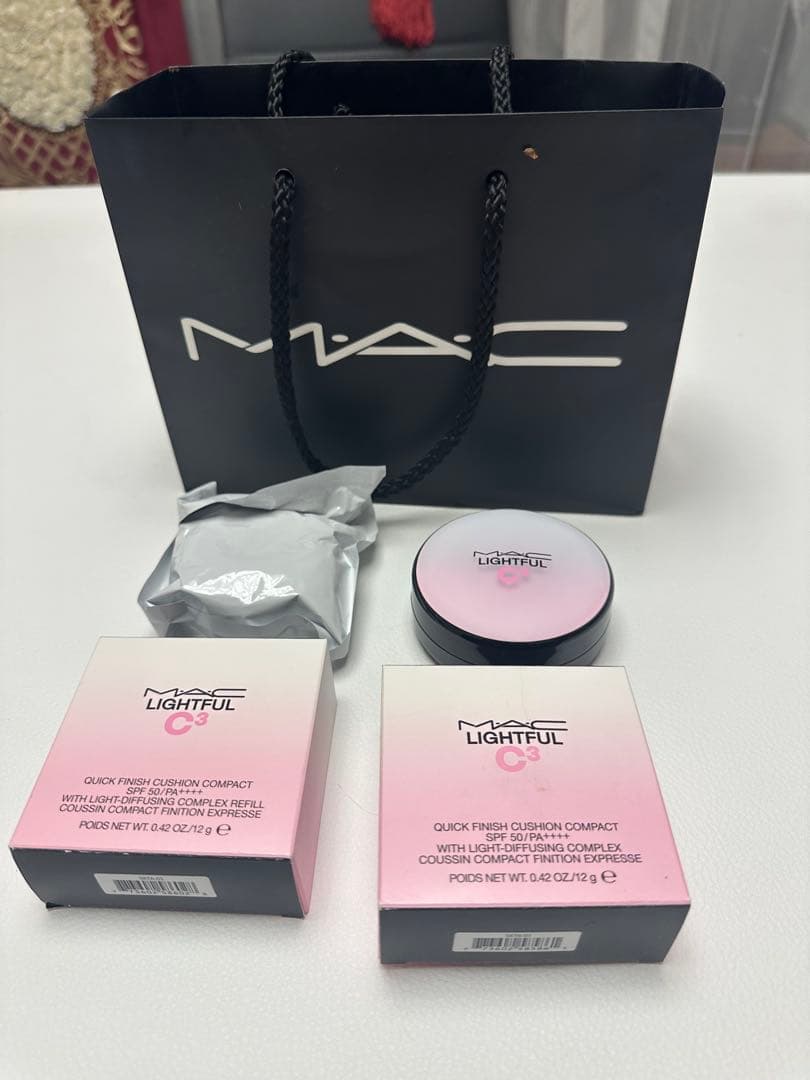 新品 MAC ライトフルC3 クッションファンデ コンパクト＋レフィルセット