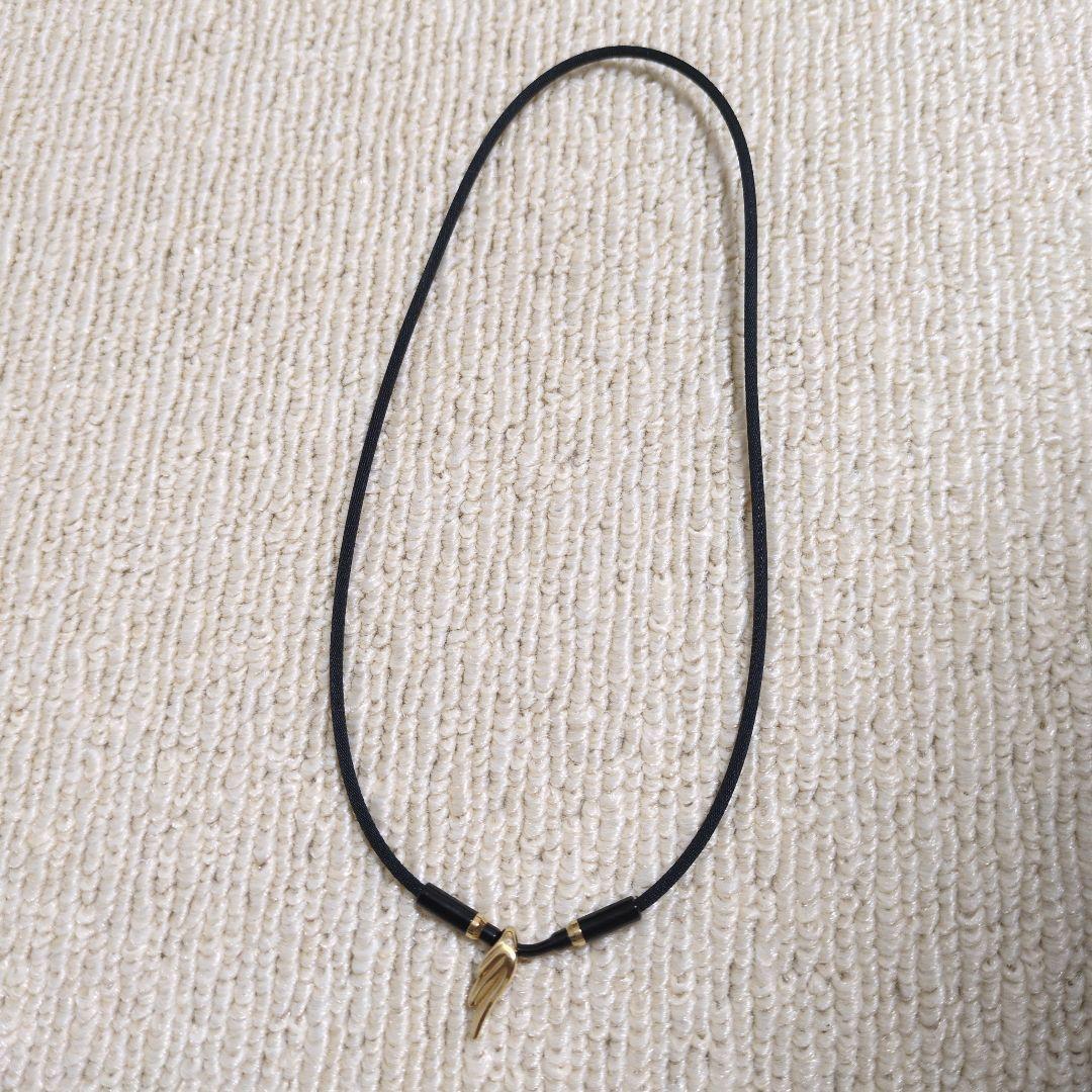 ファイテン RAKUWA ネックウィングス ゴールド 40cm