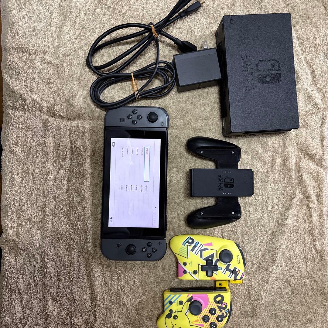 Nintendo Switch 本体 ブラック ピカチュウコントローラー