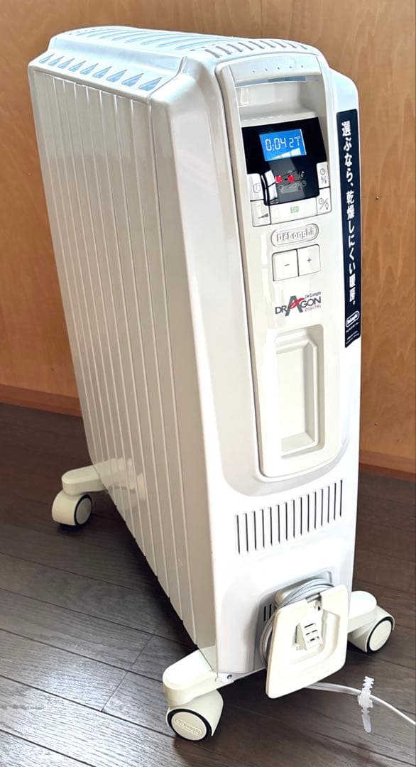 デロンギ　ドラゴンデジタルオイルヒーター　DDQ0915-WH