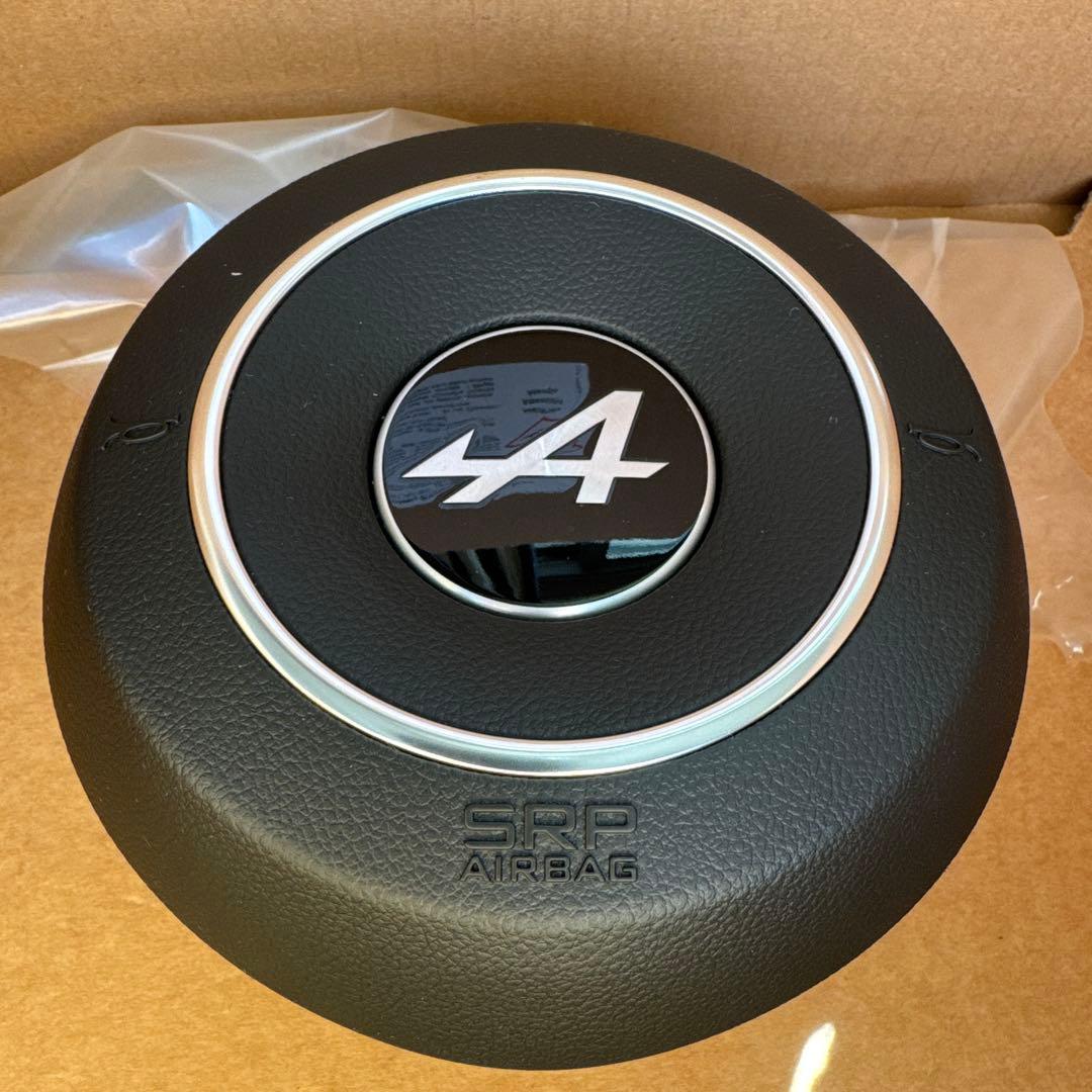 アルピーヌa110 GTS ステアリングロゴバッジ　「tad935様お買い上げ」