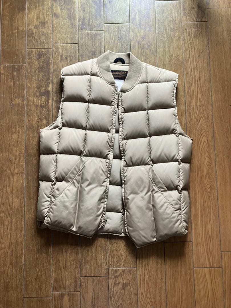 Eddie Bauer ベージュ ダウンベスト M