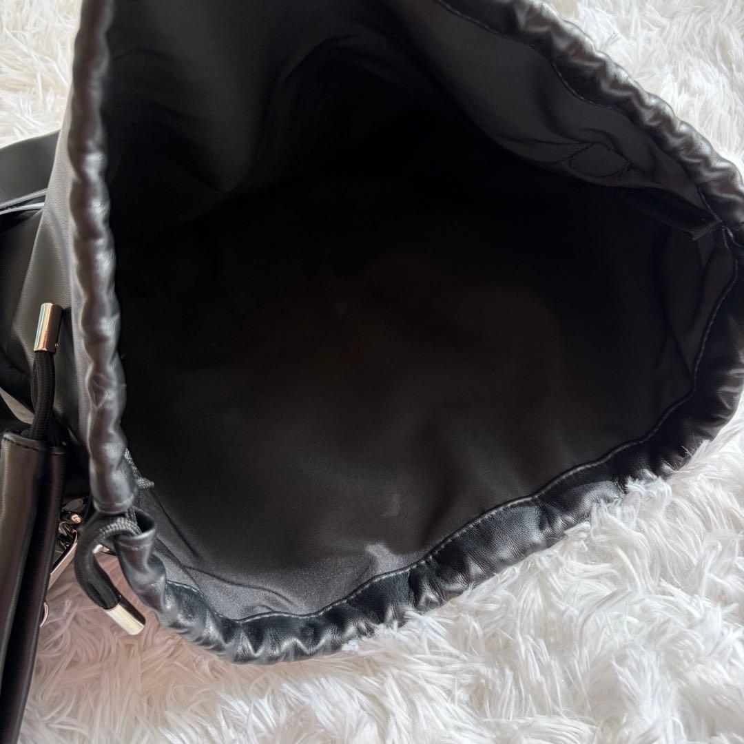 【完売品、タグ付き✨】LYFT BAG バッグ　ブラック