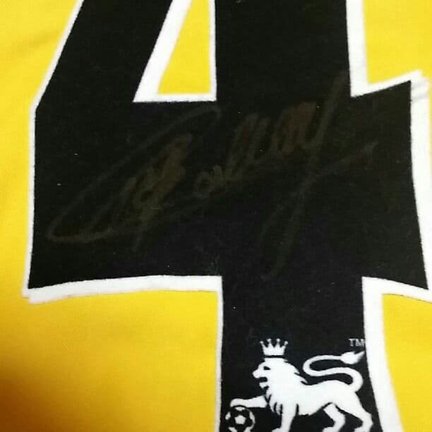 アーセナル アンリサイン入りユニフォーム