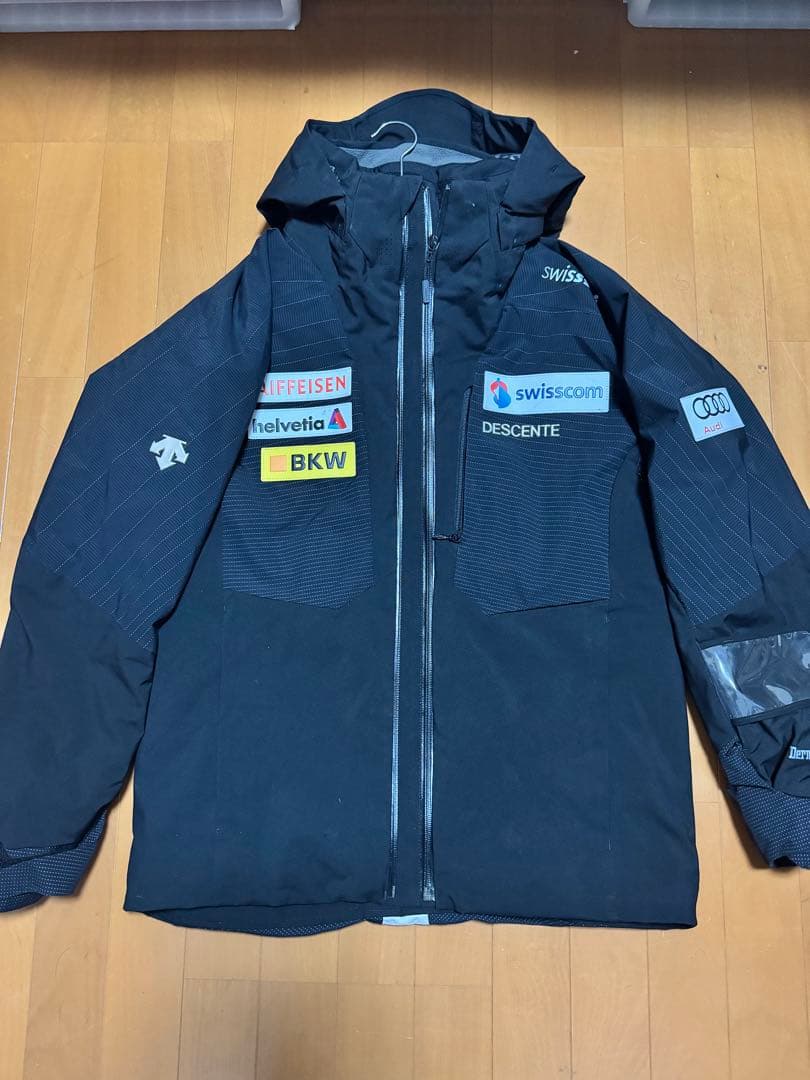 デサント　スイスチームレプリカ